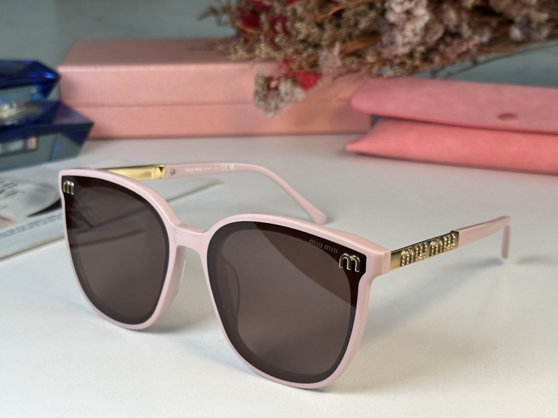 Miu miu Sunglasses